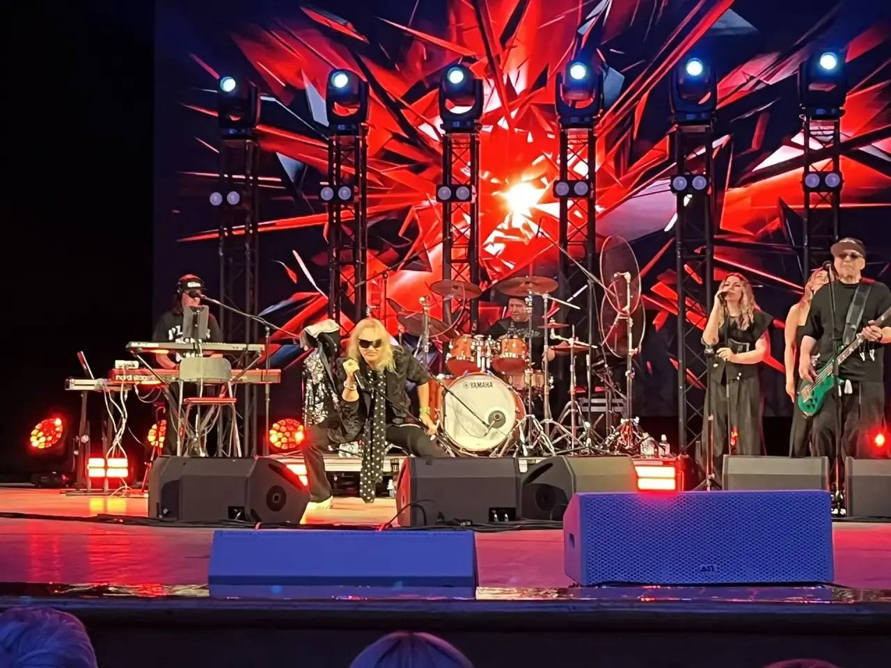 Концерт за концертом. Весна в Тольятти радует песнями Концерт за концертом. Весна в Тольятти радует песнями