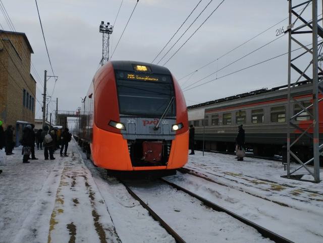Пригородный поезд Тольятти - Самара изменит расписание 28 марта