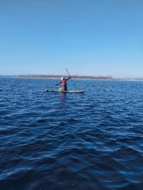 Кто как провёл выходные?. Наша коллега, директор по маркетинговым коммуникациям и продакшн телекомпании «ЛАДА-МЕДИА» Марина Шикина – уже на сапах с друзьями! «Волга ещё не везде освободилась от ледового плена, а самые...