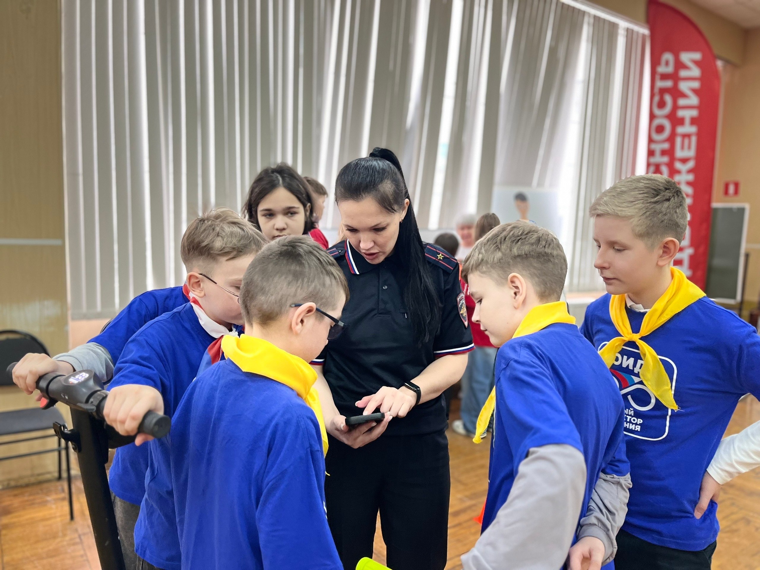 Безопасность в движении: уроки, которые делают дороги безопаснее Безопасность в движении: уроки, которые делают дороги безопаснее