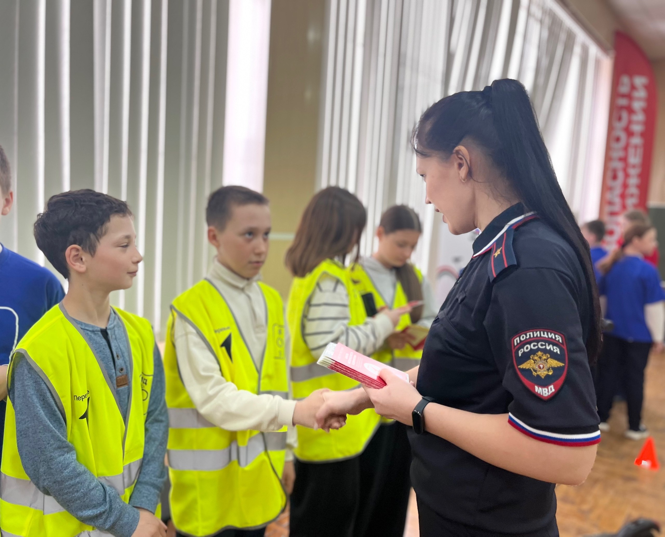 Безопасность в движении: уроки, которые делают дороги безопаснее Безопасность в движении: уроки, которые делают дороги безопаснее