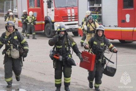 910 детей эвакуировали из-за пожара в тольяттинской школе