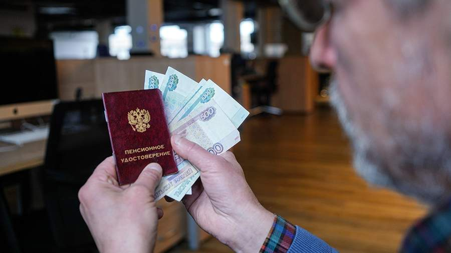 Пенсионеры получат карту «Связи поколений» на 10 тысяч рублей: новый шаг к укреплению семейных уз