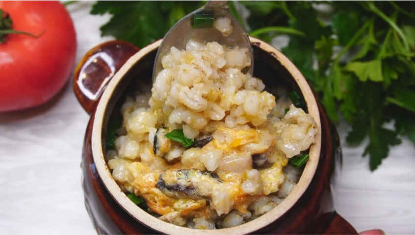 Вкусная перловка в горшочках: новый взгляд на классический рецепт