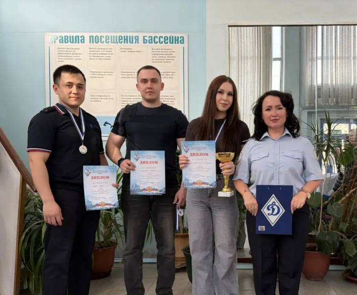 В Тольятти состоялись соревнования по плаванию с участием сотрудников правоохранительных органов и представителей Общественного совета