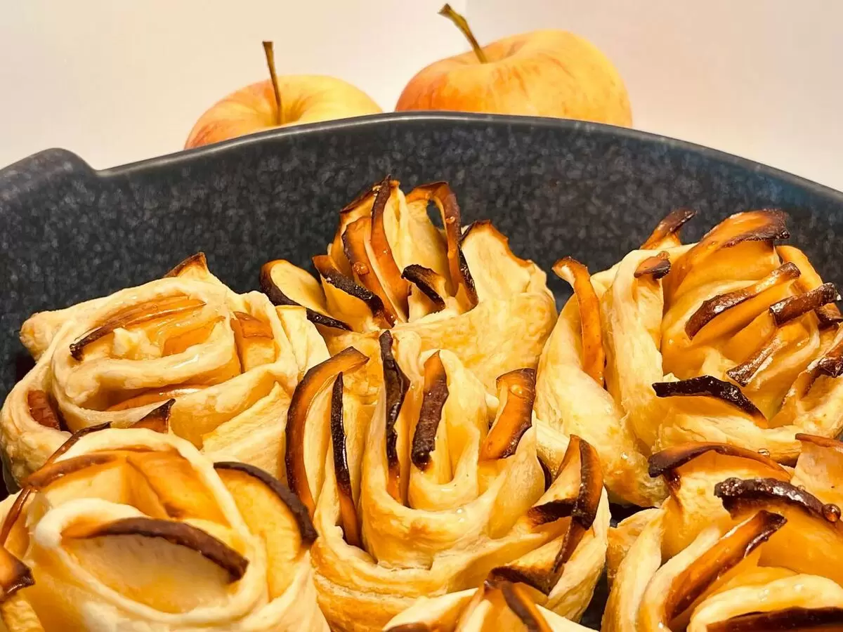 Летний штрудель — нежный десерт с лавандой, который удивит всех