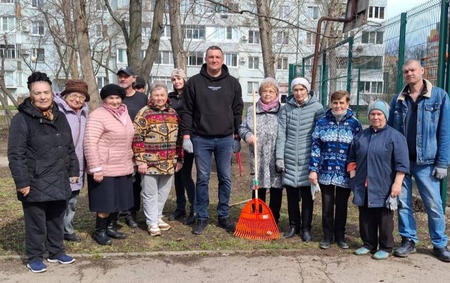 День ото дня город становится чище! День ото дня город становится чище!