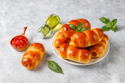 Идеи для сосисок в тесте: от классики до креатива