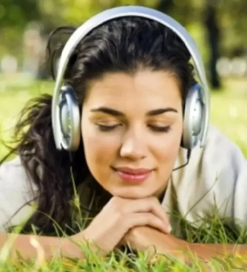 Музыкальная терапия: Как мелодия помогает исцелять душу и тело