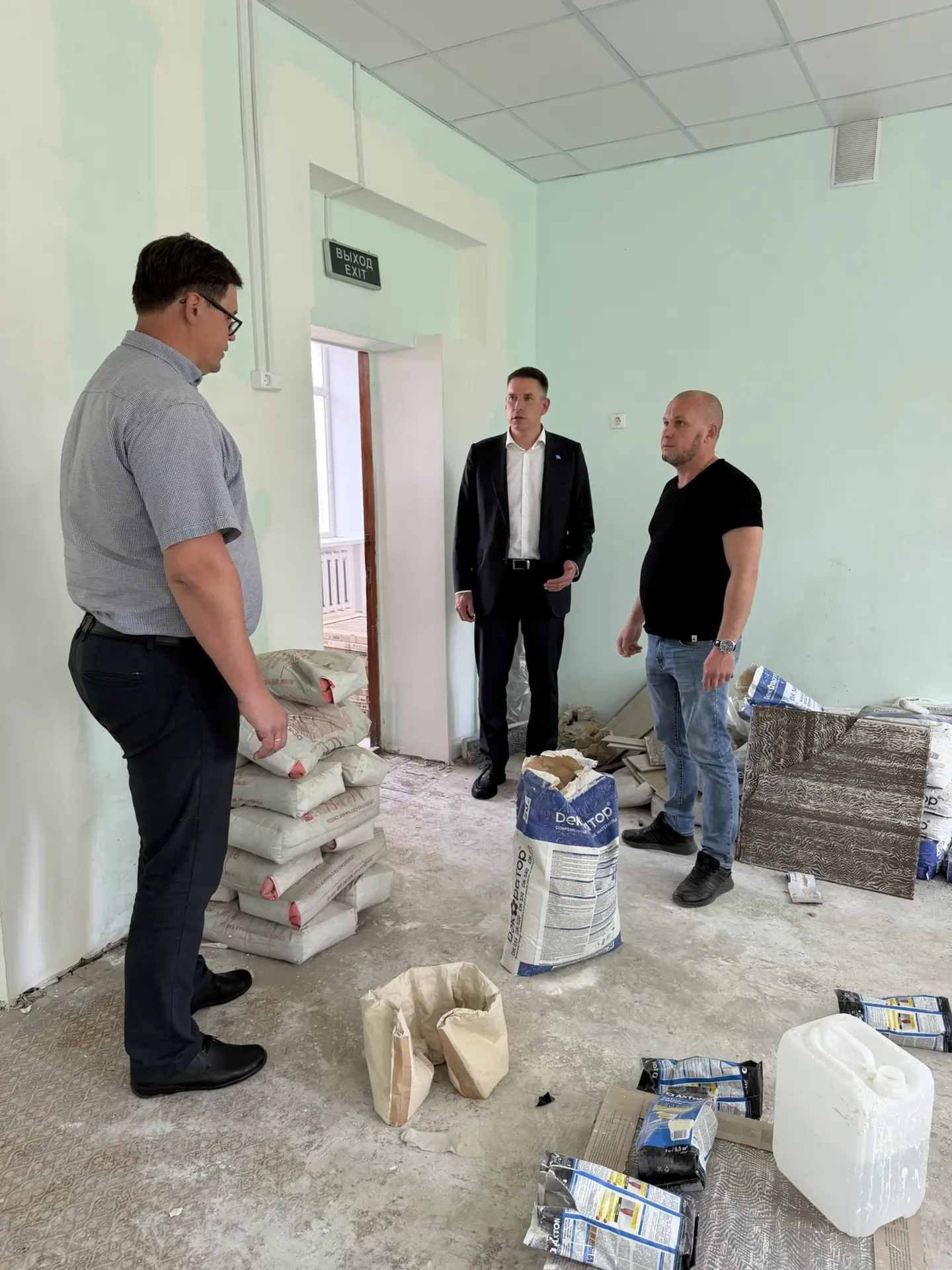 Илья Сухих: В этом году в Тольятти благодаря нацпроекту «Молодежь и дети» отремонтируем 2-й корпус школы № 70 и 1-й корпус детского сада № 162 «Олимпия» Илья Сухих: В этом году в Тольятти благодаря нацпроекту «Молодежь и дети» отремонтируем 2-й корпус школы № 70 и 1-й корпус детского сада № 162 «Олимпия»