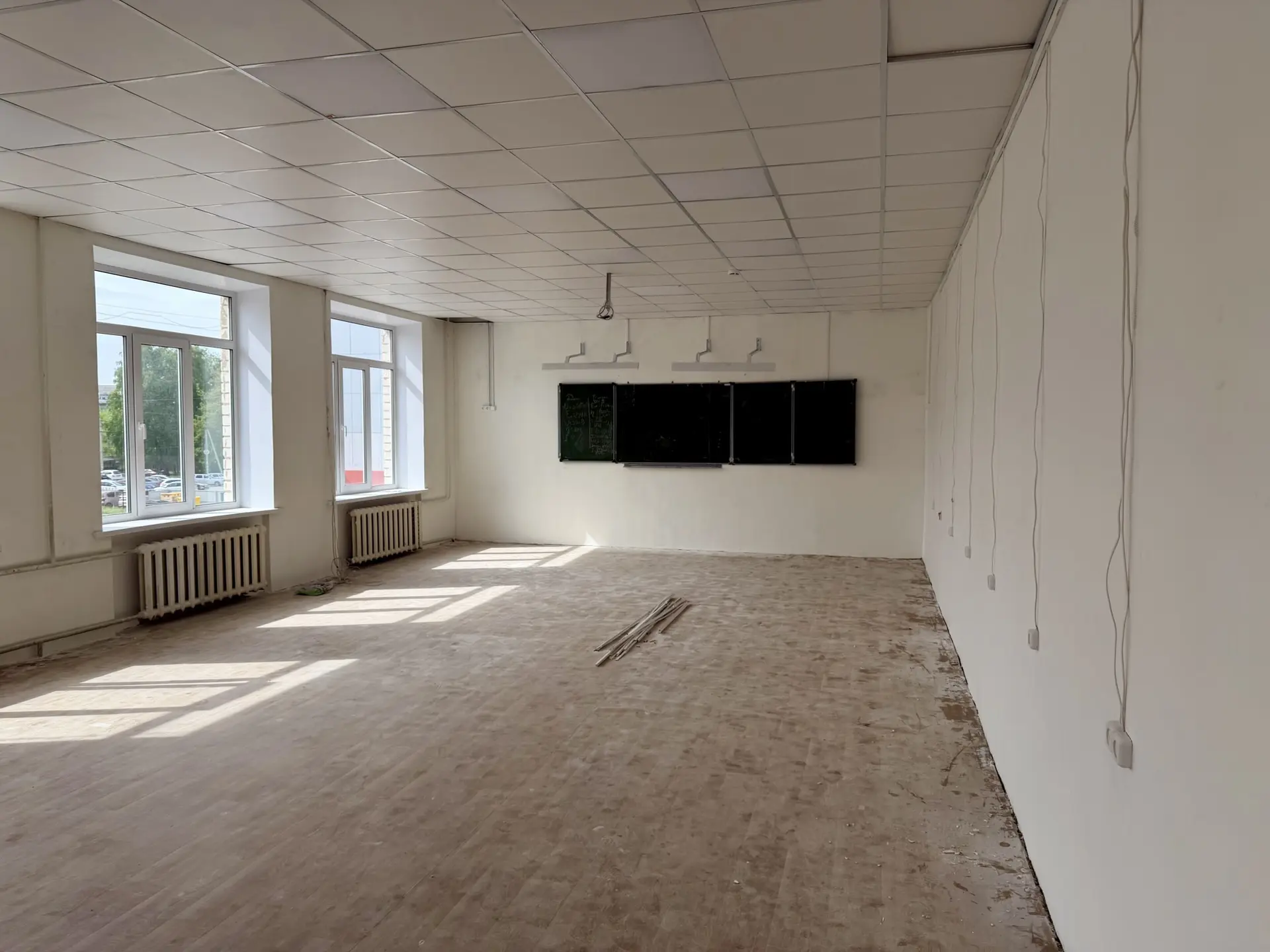 Илья Сухих: В этом году в Тольятти благодаря нацпроекту «Молодежь и дети» отремонтируем 2-й корпус школы № 70 и 1-й корпус детского сада № 162 «Олимпия» Илья Сухих: В этом году в Тольятти благодаря нацпроекту «Молодежь и дети» отремонтируем 2-й корпус школы № 70 и 1-й корпус детского сада № 162 «Олимпия»