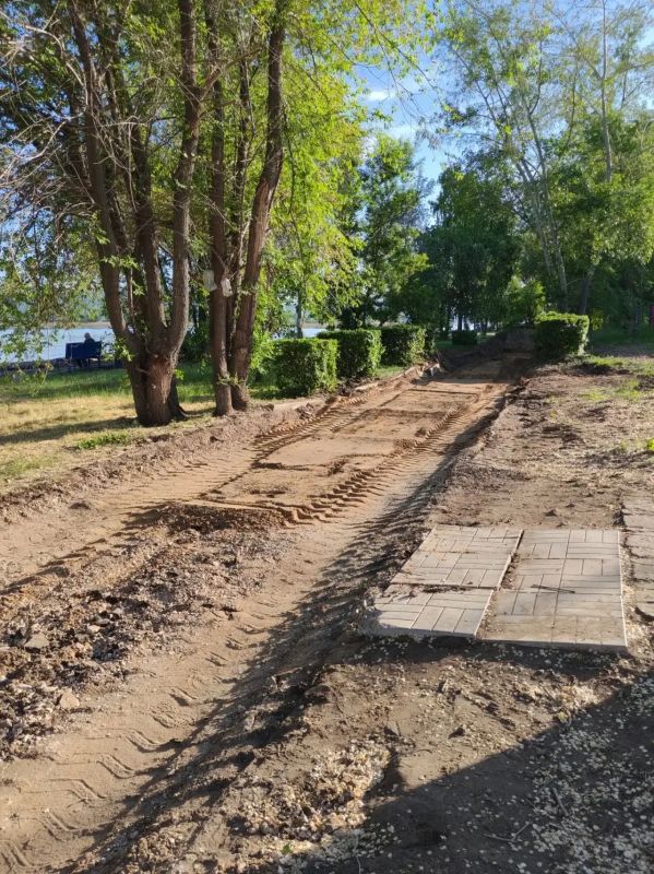 На «Певческом поле» приступили к благоустройству