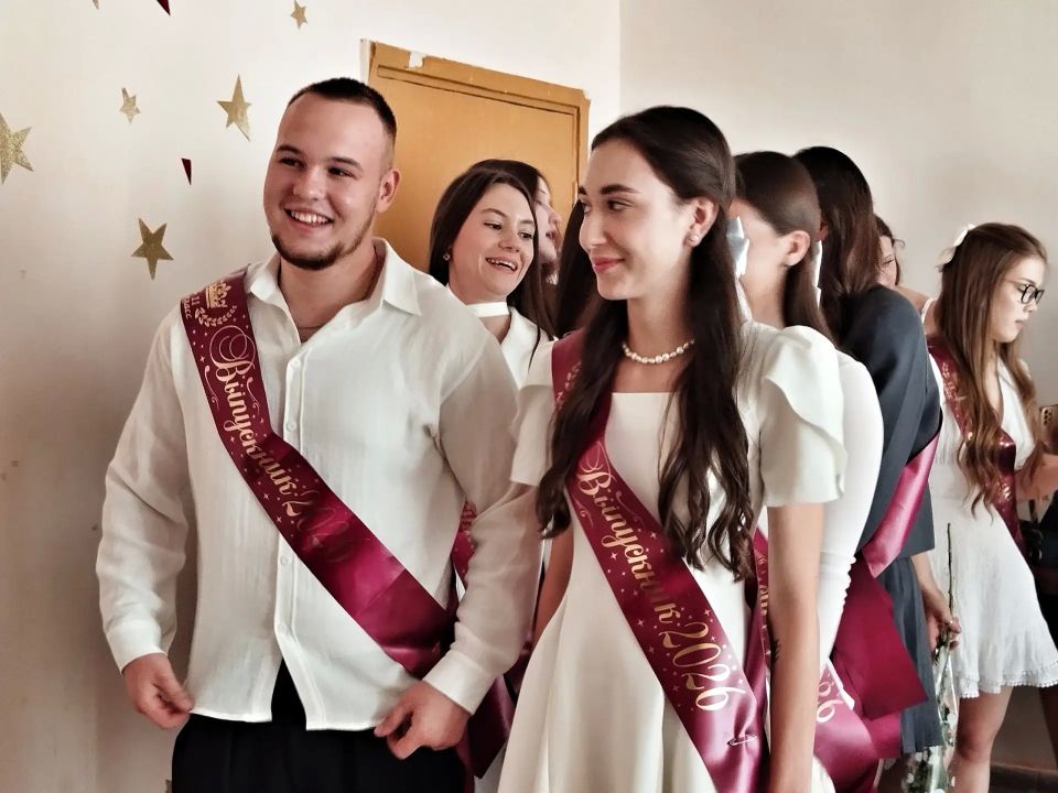 Поздравили подшефных! Как ТОАЗ принял участие в школьных последних звонках Поздравили подшефных! Как ТОАЗ принял участие в школьных последних звонках