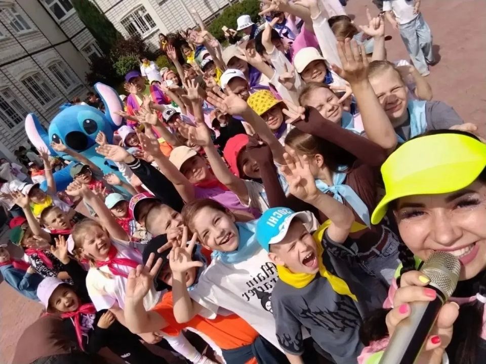 Ура, каникулы!. 1 июня в Тольятти официально началась летняя оздоровительная кампания