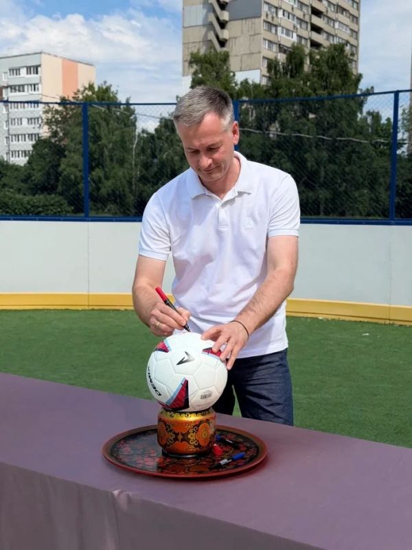 В Тольятти вновь пришло «Лето с футбольным мячом» В Тольятти вновь пришло «Лето с футбольным мячом»
