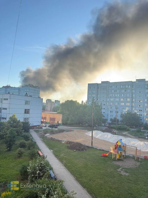 За ночь и утро украинские дроны атаковали ТЭЦ в Симферополе, НПЗ в Нижнекамске и предприятие «Тольяттикаучук» в Самарской области За ночь и утро украинские дроны атаковали ТЭЦ в Симферополе, НПЗ в Нижнекамске и предприятие «Тольяттикаучук» в Самарской области