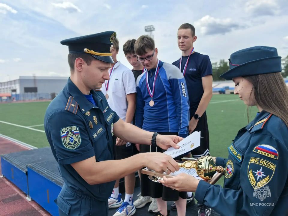 Победители определены: в Сызрани завершился чемпионат по пожарно-спасательному спорту Победители определены: в Сызрани завершился чемпионат по пожарно-спасательному спорту