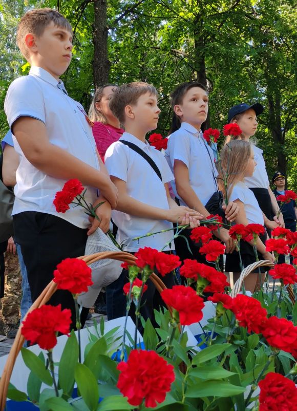 Долг, мужество и отвага. В преддверии Дня России в Тольятти вручили награды военнослужащим — участникам специальной военной операции Долг, мужество и отвага. В преддверии Дня России в Тольятти вручили награды военнослужащим — участникам специальной военной операции