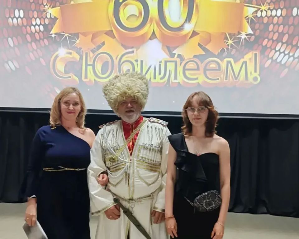 Казак, худрук, режиссер, отец! Казак, худрук, режиссер, отец!