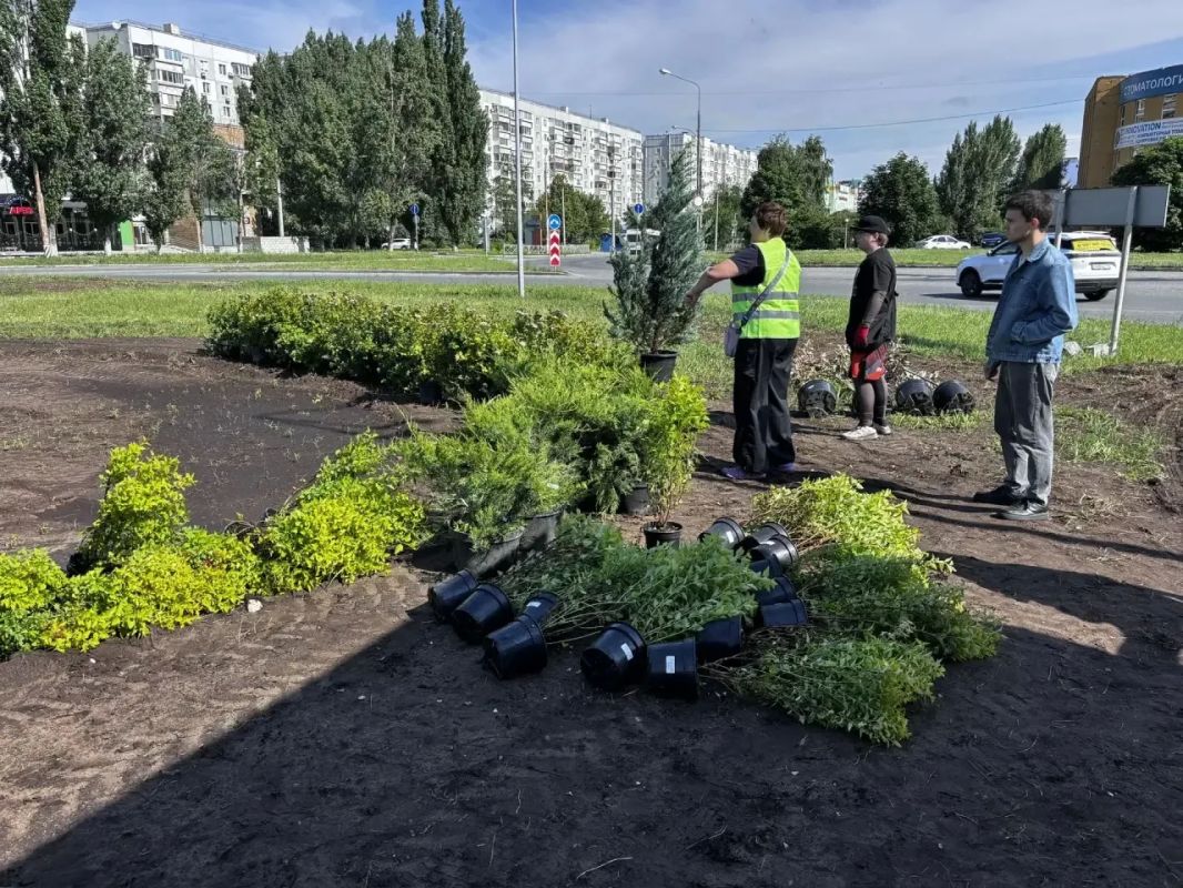 Илья Сухих: Друзья, у нашего города есть удивительная особенность, которую мы по праву считаем своей визитной карточкой Илья Сухих: Друзья, у нашего города есть удивительная особенность, которую мы по праву считаем своей визитной карточкой