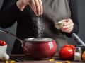 5 неожиданных ошибок на кухне, мешающих вам готовить шедевры