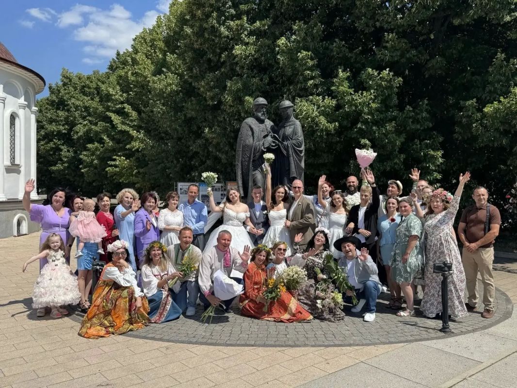 День семьи, любви и верности в Тольятти День семьи, любви и верности в Тольятти