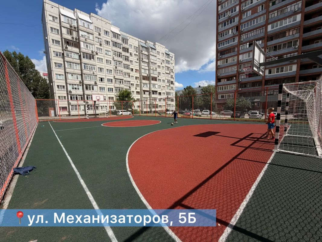 Илья Сухих: Полностью завершены работы по обновлению четырех спортивных площадок из семи Илья Сухих: Полностью завершены работы по обновлению четырех спортивных площадок из семи