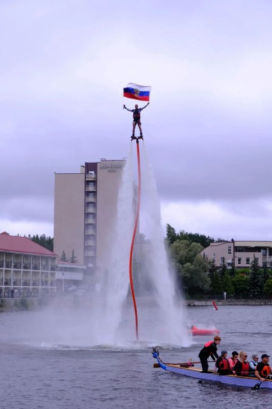Вперёд, к новым стартам, рекордам и достижениям! Вперёд, к новым стартам, рекордам и достижениям!