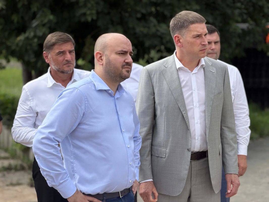 Илья Сухих: Сегодня в Тольятти работал губернатор Самарской области Вячеслав Андреевич Федорищев Илья Сухих: Сегодня в Тольятти работал губернатор Самарской области Вячеслав Андреевич Федорищев