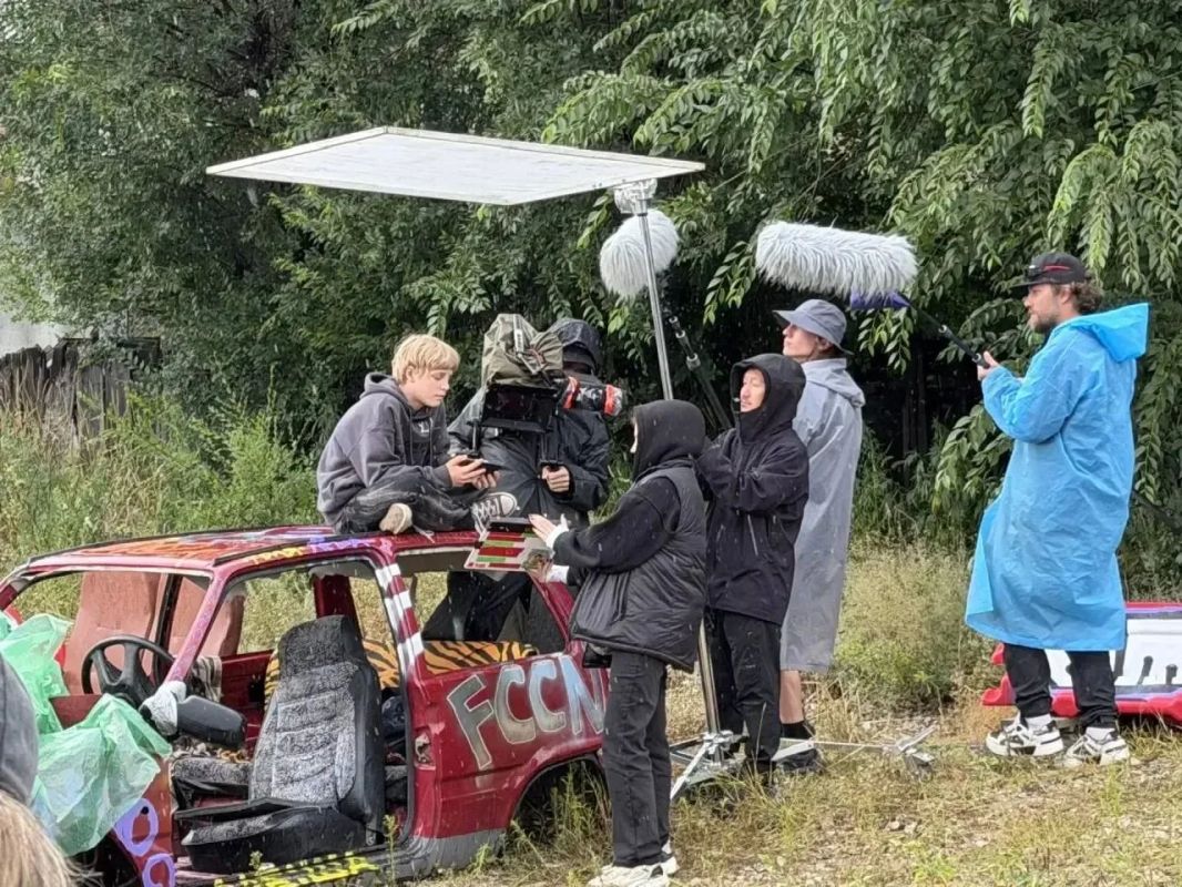 В Самарской области снимают драматический сериал с элементами комедии под названием «Нефть» В Самарской области снимают драматический сериал с элементами комедии под названием «Нефть»