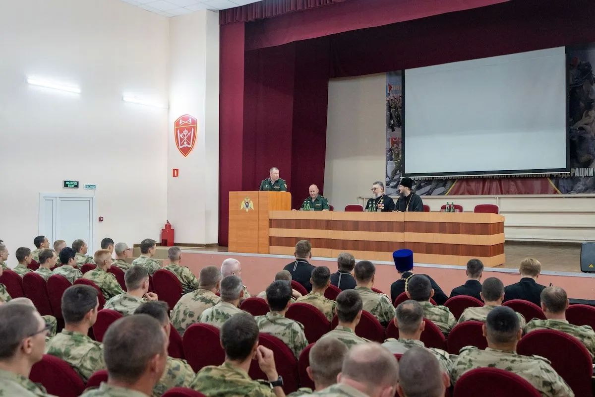 Делегация Синодального отдела по взаимодействию с Вооруженными силами и правоохранительными органами Московского патриархата во главе с заведующим сектором по взаимодействию с Росгвардией иереем Романом Богдасаровым... Делегация Синодального отдела по взаимодействию с Вооруженными силами и правоохранительными органами Московского патриархата во главе с заведующим сектором по взаимодействию с Росгвардией иереем Романом Богдасаровым...