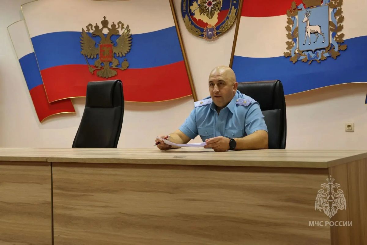 Пополнение в рядах МЧС: молодые офицеры приступили к службе в Самарской области Пополнение в рядах МЧС: молодые офицеры приступили к службе в Самарской области