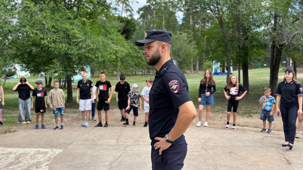 Сегодня сотрудники #ГосавтоинспекцииТольятти совместно со старшим специалистом отделения профессиональной подготовки У МВД России по г. Тольятти провели профилактическое мероприятие «Зарядка со стражем порядка» в детском... Сегодня сотрудники #ГосавтоинспекцииТольятти совместно со старшим специалистом отделения профессиональной подготовки У МВД России по г. Тольятти провели профилактическое мероприятие «Зарядка со стражем порядка» в детском...