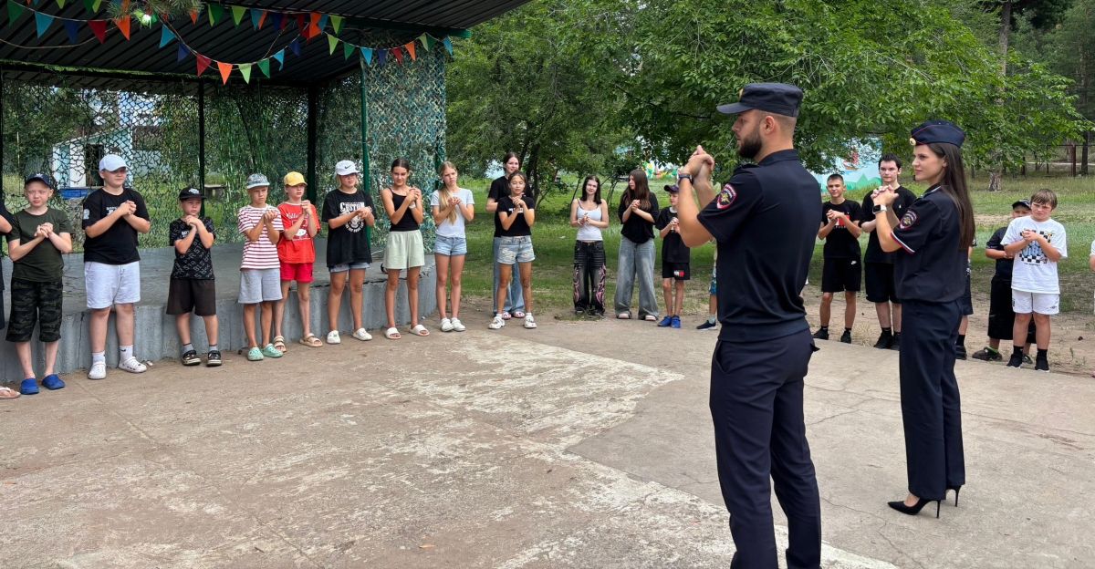 Сегодня сотрудники #ГосавтоинспекцииТольятти совместно со старшим специалистом отделения профессиональной подготовки У МВД России по г. Тольятти провели профилактическое мероприятие «Зарядка со стражем порядка» в детском... Сегодня сотрудники #ГосавтоинспекцииТольятти совместно со старшим специалистом отделения профессиональной подготовки У МВД России по г. Тольятти провели профилактическое мероприятие «Зарядка со стражем порядка» в детском...