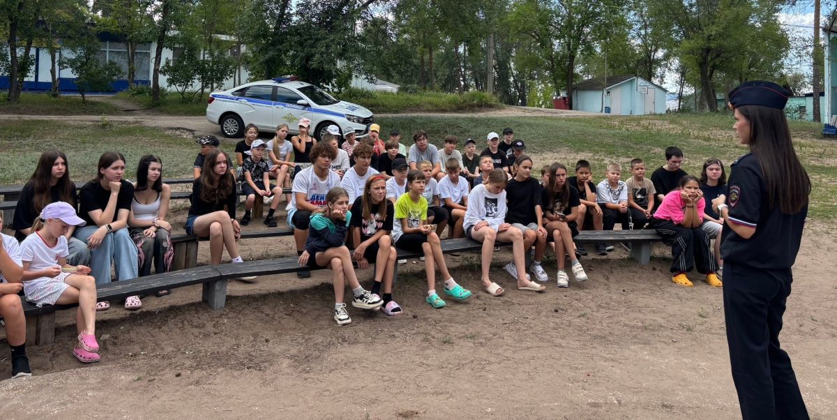 Сегодня сотрудники #ГосавтоинспекцииТольятти совместно со старшим специалистом отделения профессиональной подготовки У МВД России по г. Тольятти провели профилактическое мероприятие «Зарядка со стражем порядка» в детском... Сегодня сотрудники #ГосавтоинспекцииТольятти совместно со старшим специалистом отделения профессиональной подготовки У МВД России по г. Тольятти провели профилактическое мероприятие «Зарядка со стражем порядка» в детском...