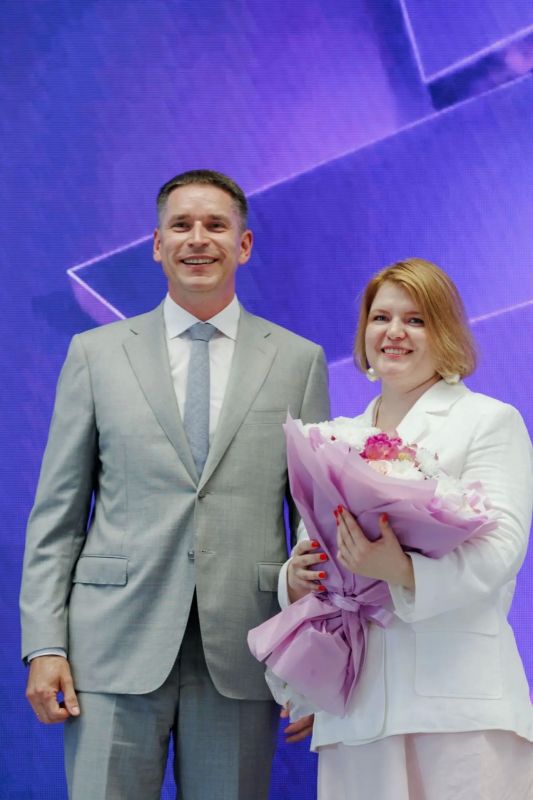 Университету сервиса - 45 лет! Университету сервиса - 45 лет!