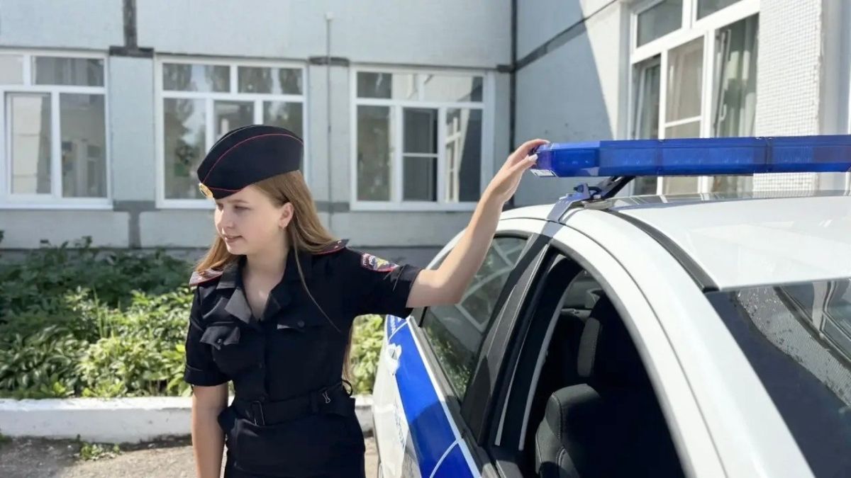 Сотрудники #ГосавтоинспекцииТольятти приняли участие в занятии по ПДД с ребятами из детского сада № 159 «Соловушка» Сотрудники #ГосавтоинспекцииТольятти приняли участие в занятии по ПДД с ребятами из детского сада № 159 «Соловушка»