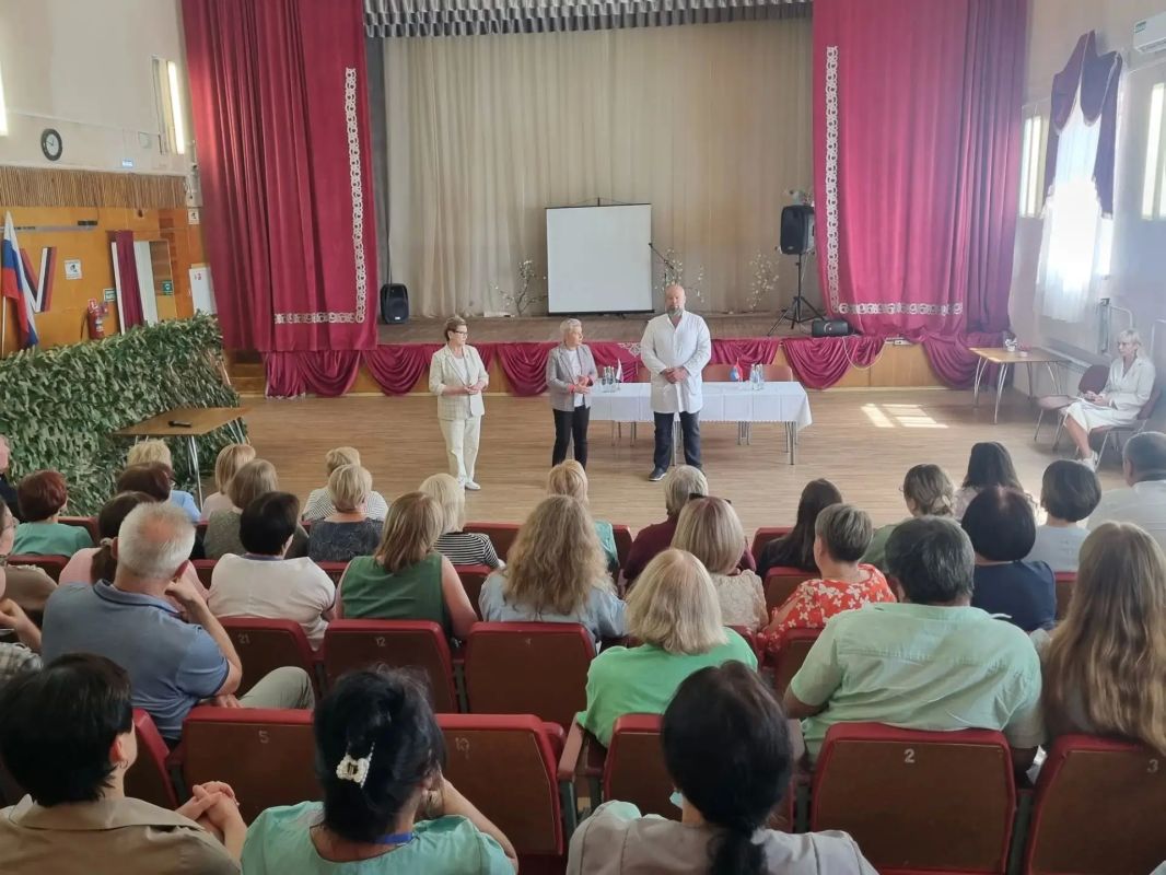 Тольятти посетила министр социально-демографической и семейной политики Самарской области Оксана Щербицкая Тольятти посетила министр социально-демографической и семейной политики Самарской области Оксана Щербицкая