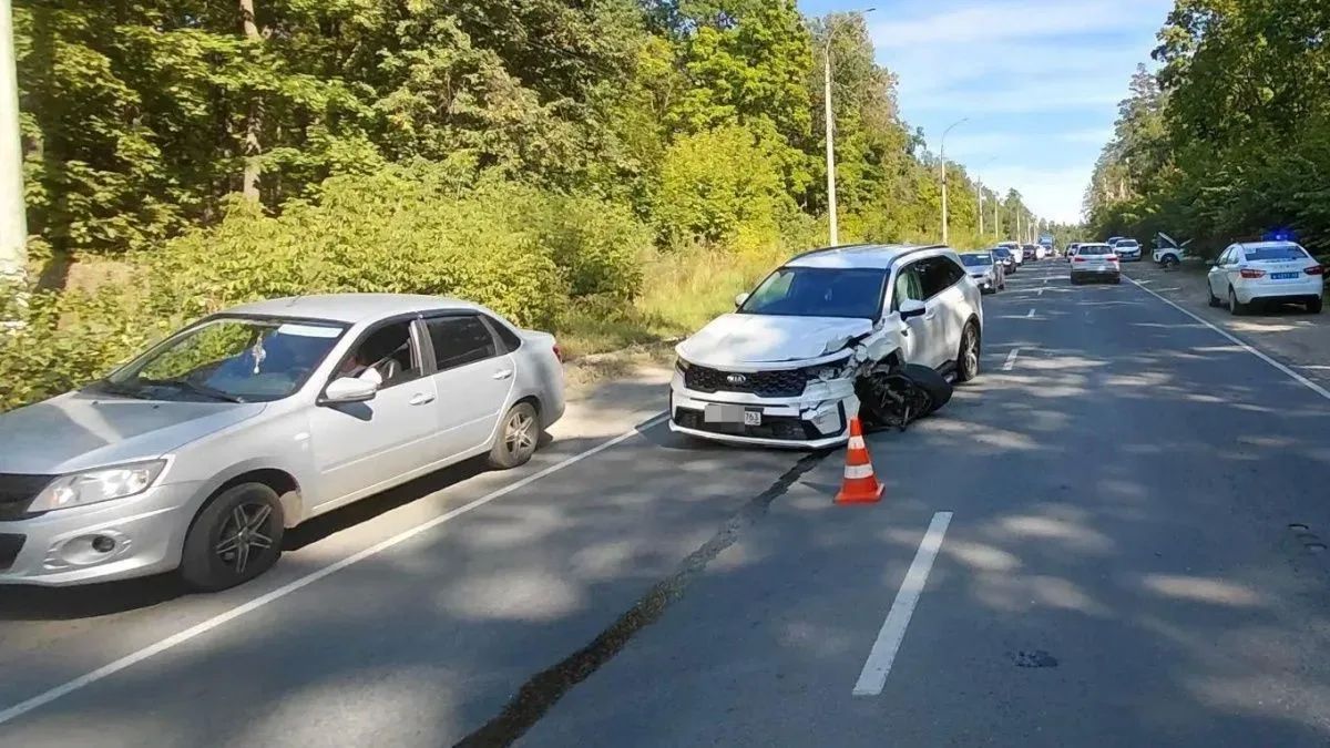 В ДТП под Самарой пострадали три человека, включая 11-летнего ребёнка