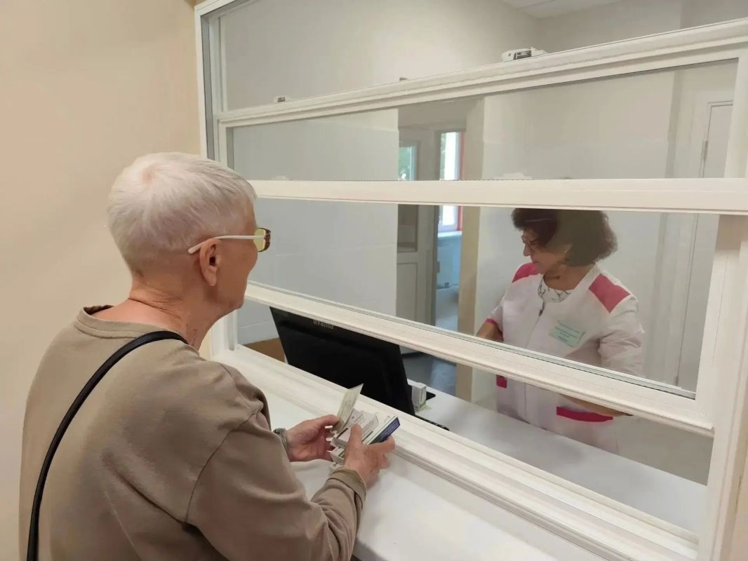 В Тольятти заработал современный пункт выдачи льготных лекарств В Тольятти заработал современный пункт выдачи льготных лекарств