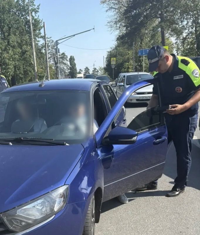 В настоящее время на территории города Тольятти проходит широкомасштабный рейд по выявлению и пресечению грубых нарушений ПДД В настоящее время на территории города Тольятти проходит широкомасштабный рейд по выявлению и пресечению грубых нарушений ПДД