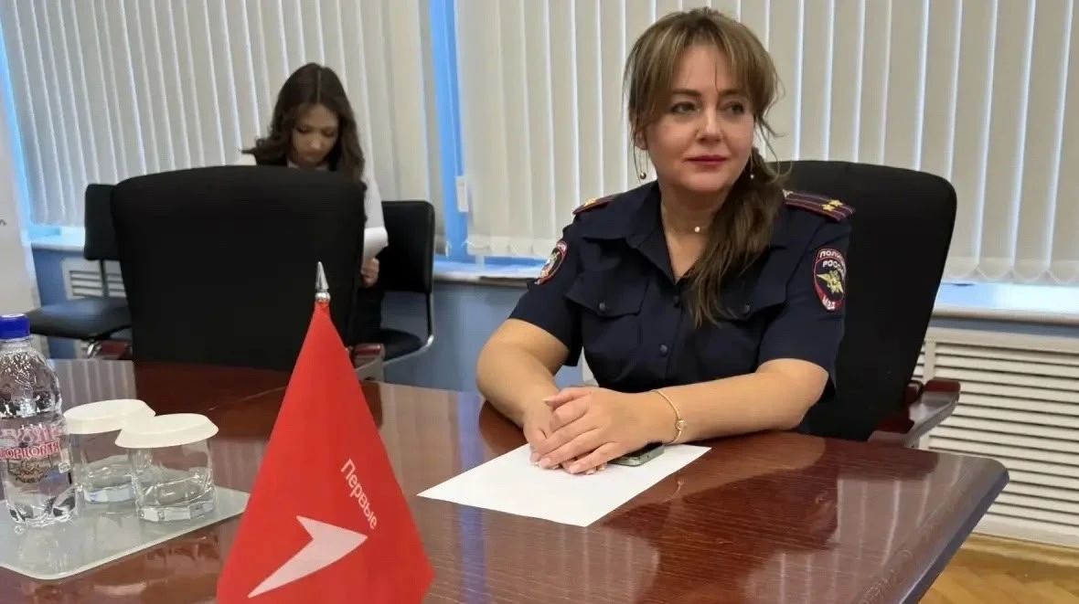 Первый паспорт – в торжественной обстановке! Первый паспорт – в торжественной обстановке!