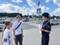 Сотрудники #ГосавтоинспекцииТольятти проводят профилактические мероприятия вблизи торговых центров