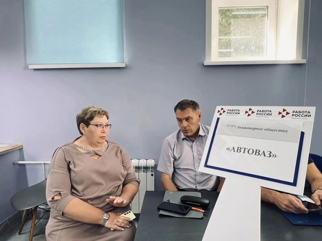 В Тольятти прошла ярмарка вакансий для сотрудников пострадавшего склада Вайлдберриз В Тольятти прошла ярмарка вакансий для сотрудников пострадавшего склада Вайлдберриз
