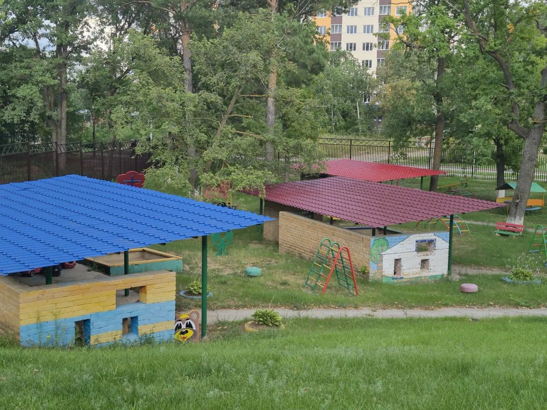 Илья Сухих: В детском саду № 162 «Олимпия» тоже готовятся встречать ребятишек Илья Сухих: В детском саду № 162 «Олимпия» тоже готовятся встречать ребятишек