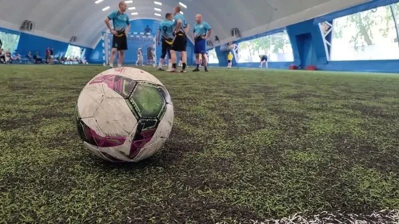 В Самаре на стадионе РФЛ-Арена в рамках служебно-спортивного зачета прошли соревнования по мини-футболу, в которых приняли участие сотрудники служб и подразделений регионального главка МВД в составе 9 команд В Самаре на стадионе РФЛ-Арена в рамках служебно-спортивного зачета прошли соревнования по мини-футболу, в которых приняли участие сотрудники служб и подразделений регионального главка МВД в составе 9 команд