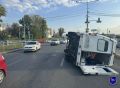 Пропускайте автомобили со спецсигналами! В Самаре сегодня утром опрокинулся автомобиль скорой медицинской помощи