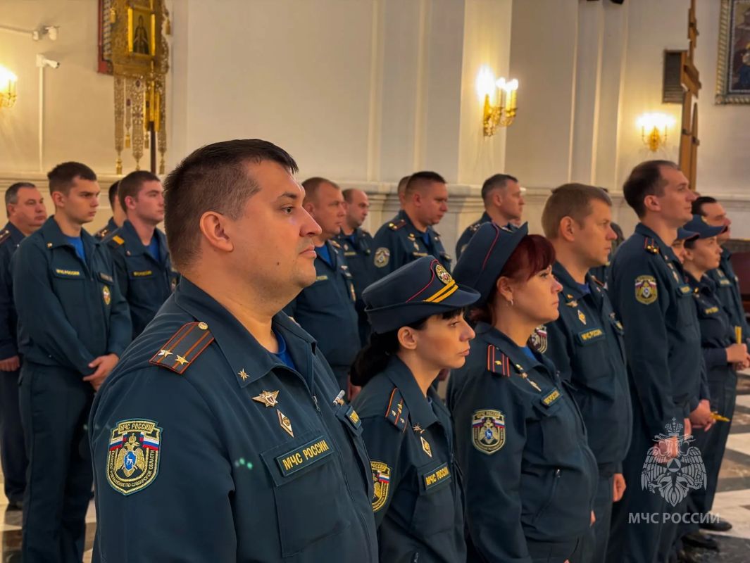 Духовная поддержка и профилактика: в Тольятти прошла совместная встреча МЧС и епархии Духовная поддержка и профилактика: в Тольятти прошла совместная встреча МЧС и епархии