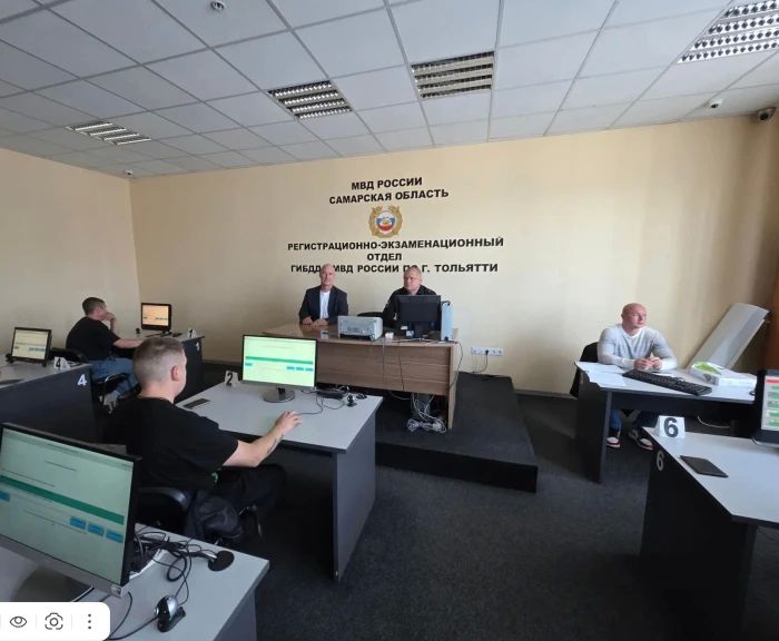 Самарской области представитель Общественного совета проверил работу РЭО Госавтоинспекции