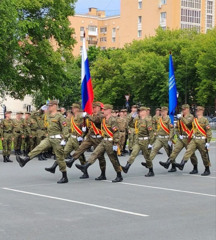 Набор в военные вузы. Военный комиссариат Автозаводского района г. Тольятти проводит отбор граждан в возрасте от 17 до 22 лет, имеющих среднее общее или среднее профессиональное образование, желающих поступить в военные...